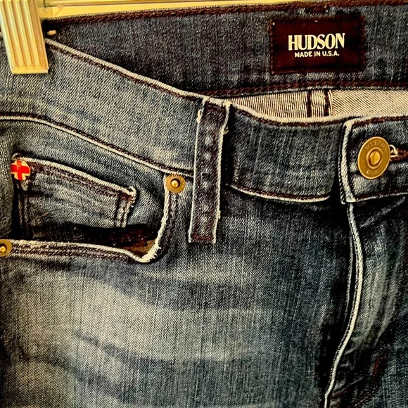 Hudson Jean's Medium Wash Midrise Nico super Skinny - Picture 6 of 9